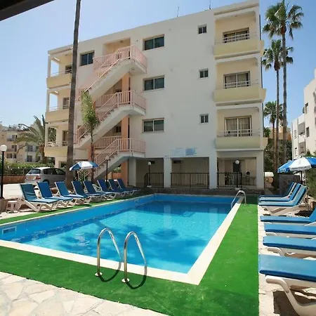 New York Plaza 3* Paphos